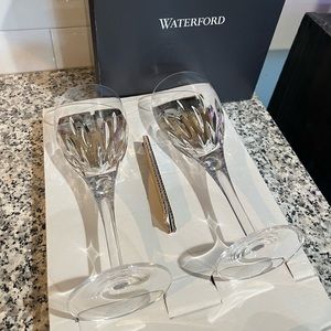 Brand New Waterford Enis Collection Wine Glasses.